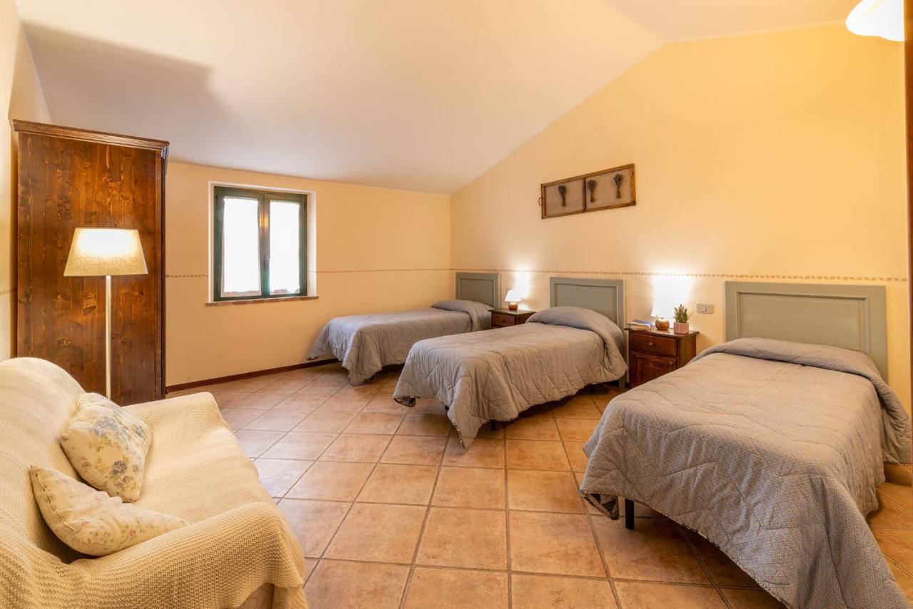 Agriturismo La Fonte Беваня Екстериор снимка