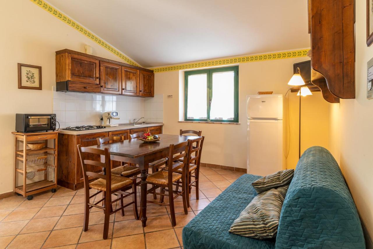 Agriturismo La Fonte Беваня Екстериор снимка