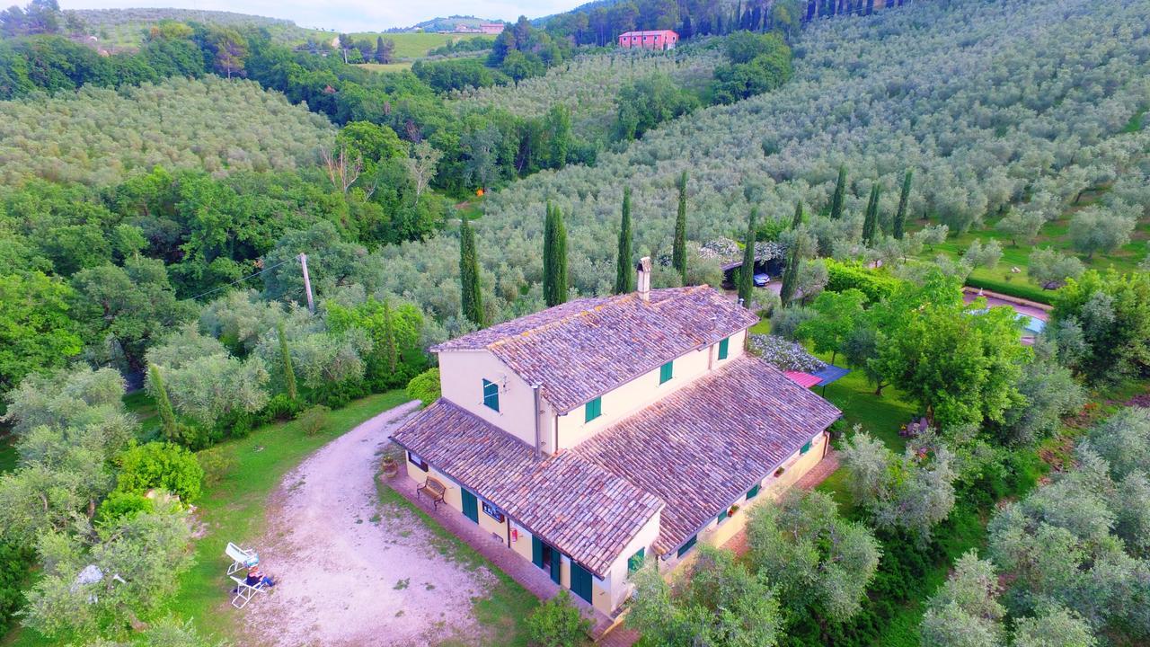 Agriturismo La Fonte Беваня Екстериор снимка